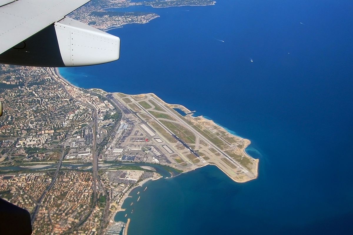 Rent a Private Jet and Charter from and to Nice Côte d'Azur Airport